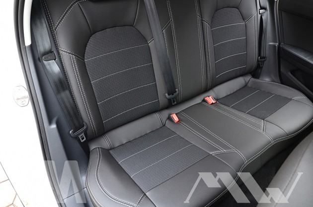 Фото 7 Шкіряні авточохли серії Dynamic Style для Seat Arona (201